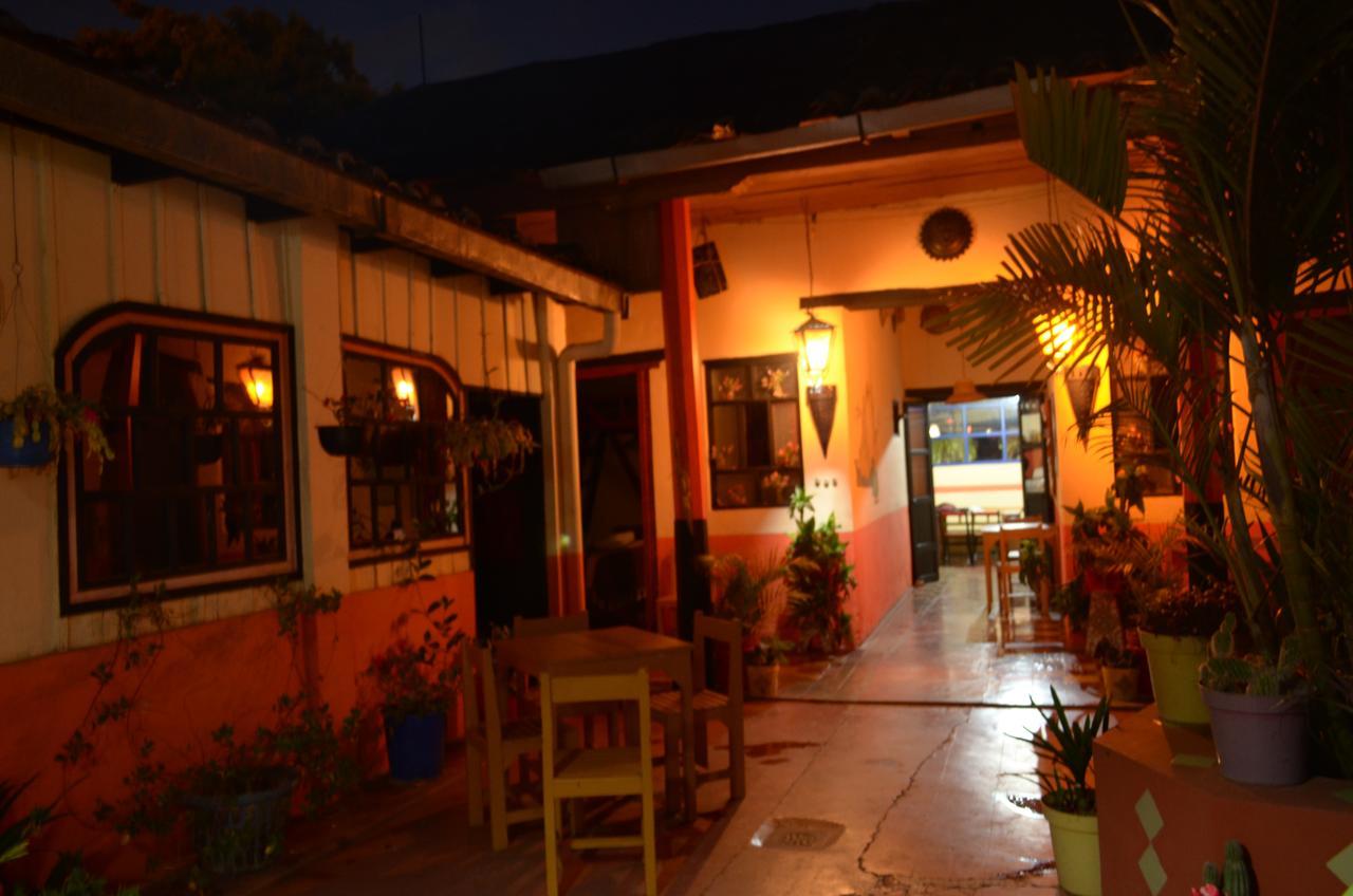 Hostal El Rincon De Los Camellos Сан-Кристобаль-де-Ла-Касас Экстерьер фото